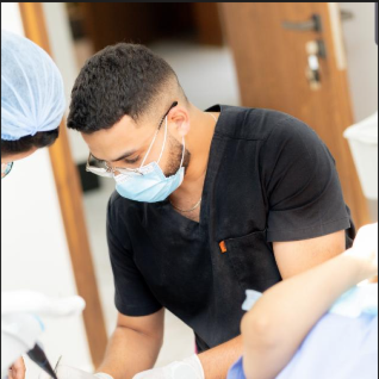 DR-ABDESSAMAD-BOUBROUSSE